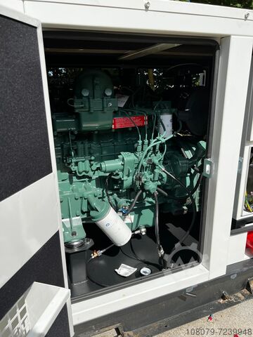 Nödkraftsgenerator Newpower 58kW 72kVA Stromaggregat NWK80 Notstromaggregat Schallschutz Neu