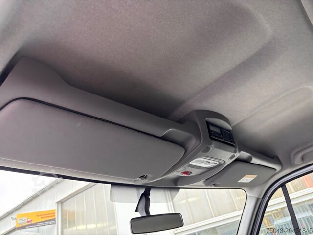 Transzporter platóval és ponyvával Renault Master 3,5T Plane*Allrad*Klima*1.Hand*