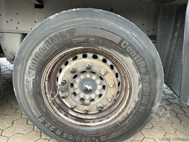 Semirimorchio con telone SCHMITZ CARGOBULL SCS 24/L-13 Schiebeplanen Auflieger