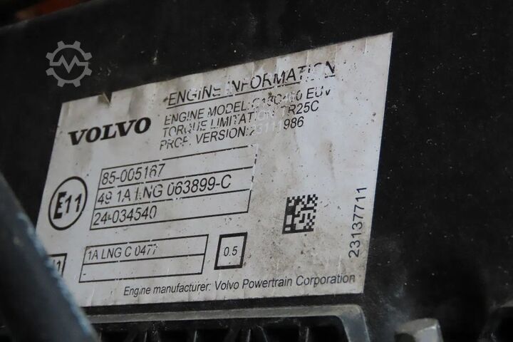 Standard-SZM Volvo FH 460 BB-560-J NL truck, LNG,, FRIGO