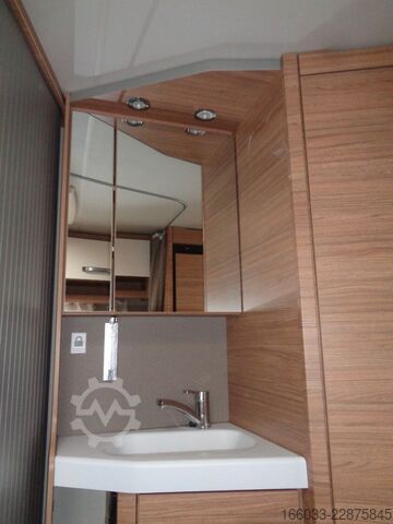 Autorulotă semi-integrată WEINSBERG CaraCompact 600 MF *DuoControl*e. Einstiegstufe*