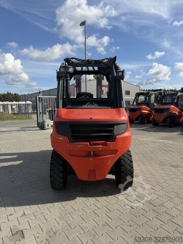 Chariot élévateur à fourche diesel Linde H45D-02