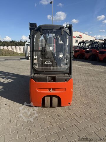 Chariot élévateur électrique à 3 roues Linde E16L-02