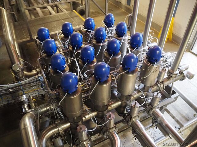 Elosztó szelepekkel és szabályzókkal Alfa Laval 