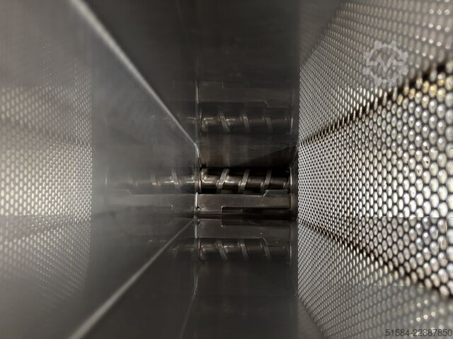 Extruder Bonnet 2