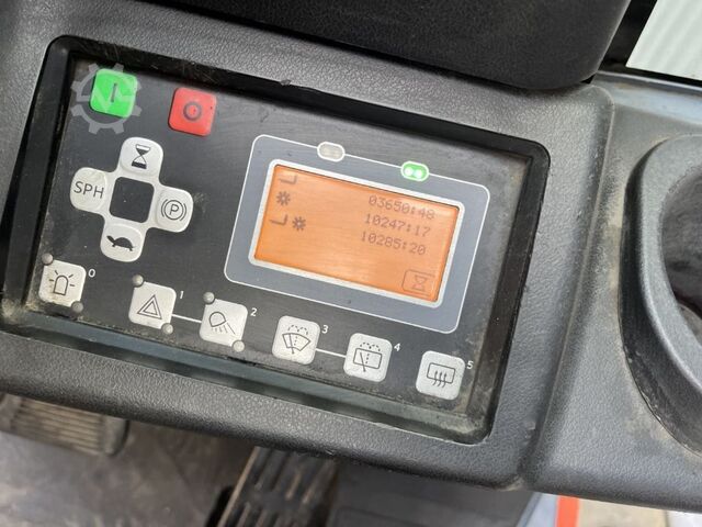 Carrello elevatore elettrico a 3 ruote Toyota 8 FBE16T