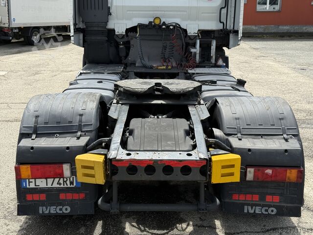 Standard tractor unit Iveco STRALIS 480