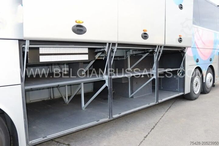 Entrenador Van Hool TX16 Astron
