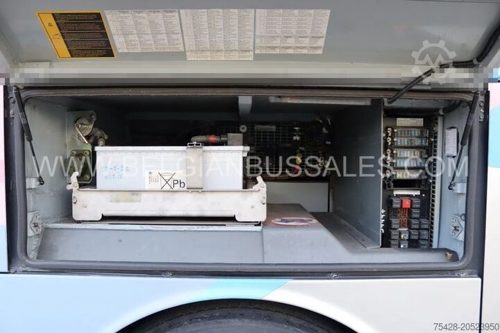 Entrenador Van Hool TX16 Astron