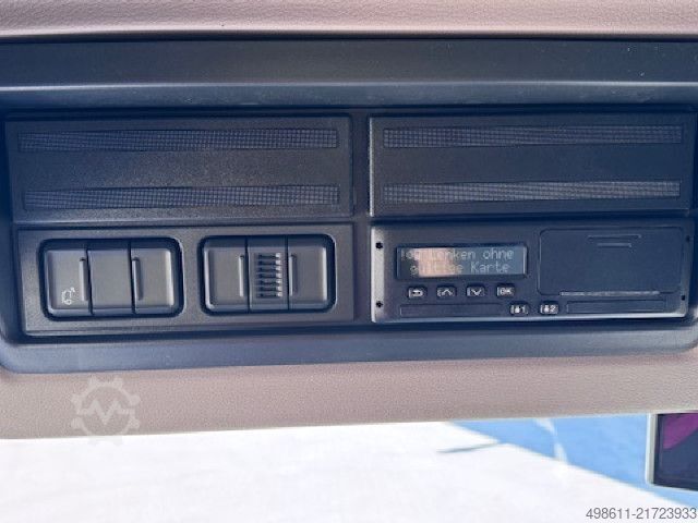 Dobozos teherautó DAF XB190 FA Electric, 18t Plywood Koffer, LBW,