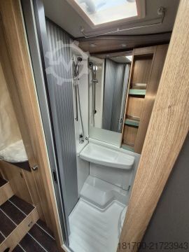 Caravana semiintegrada Knaus Sky TI 650 MEG *TraumMobil*Automatik*IC-Line*