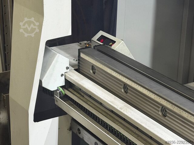 Abkant presa DURMA - AD-SERVO 30220 DURMA AD-SERVO 30220