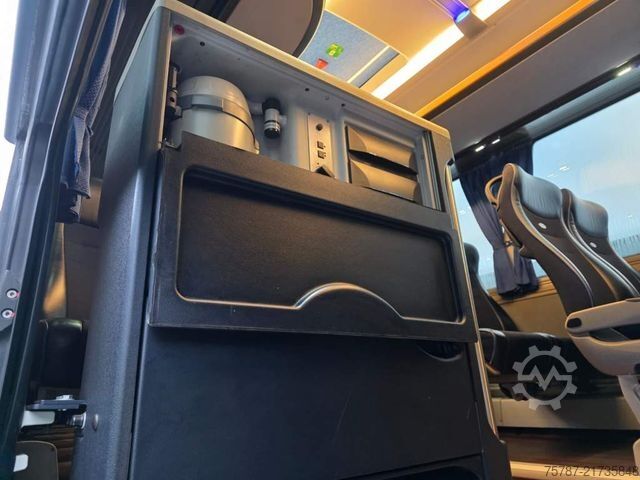 Reisebus NEOPLAN Cityliner L 63+2+1,neues AT Getriebe,ZF Intarder