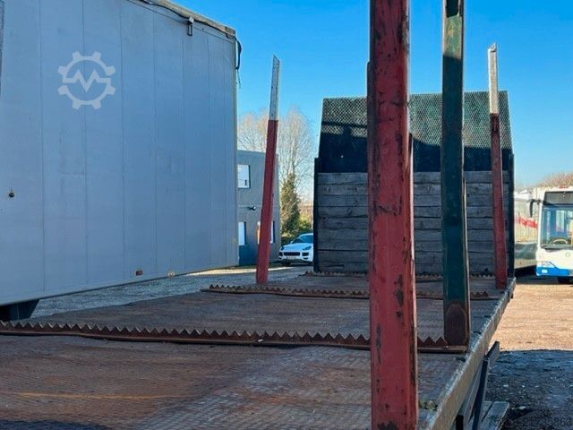 Auflieger mit Arbeitsbühne KOTSCHENREUTHER Plateau mit Holzrungen