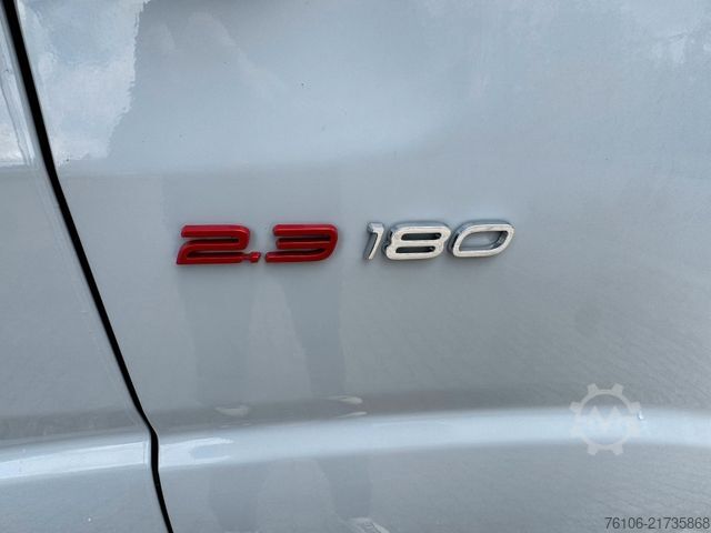 Panelová dodávka FIAT Ducato Maxi 35 180 L4H2 *Automatik*