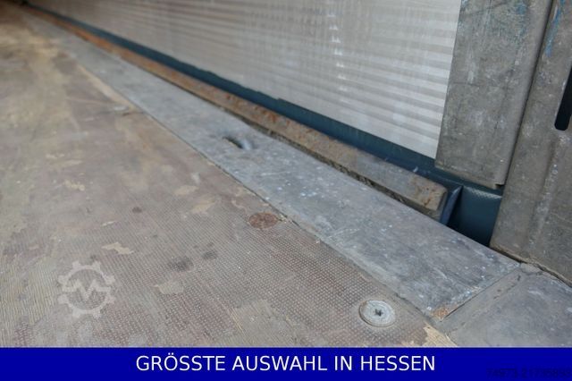 Åben sættevogn med presenning SCHMITZ CARGOBULL Mega Varios 3,05m Innen neue Plane ¤395.-mt