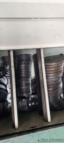 Tandwielfreesmachine FD 500 Cugir Romania gear hobbings FD 800, FD 500, FD 320