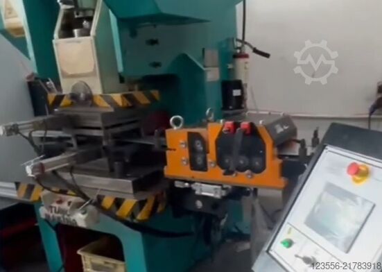 Precíziós szervo adagolók | Prés adagolás BOSPORAS MACHINERY | AYIKA SS-1600