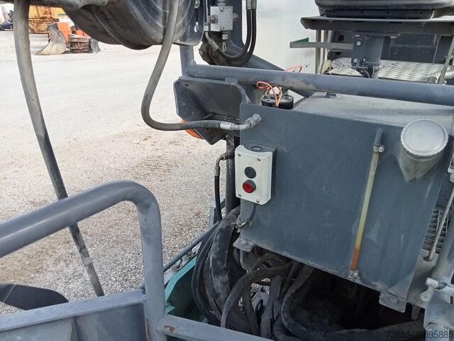 Pavimentadora de asfalto Ammann AFT 700-3