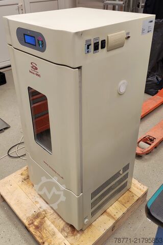 Inkubator chłodniczy SciQuip ZXSD-B1090