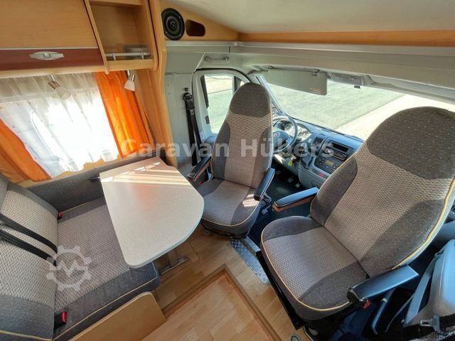 Autorulotă semi-integrată DETHLEFFS T 001 - Festbett -  - Solar - Klima -