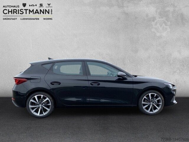 Speciale doeleinden vrachtwagen Seat Leon FR*NAVI*PDC*CAM*SHZ*Car-Play*Beats*