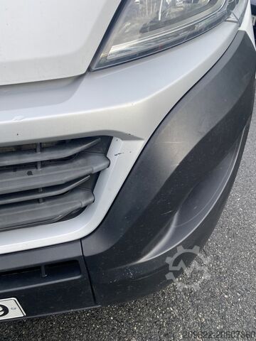 Przyczepa kempingowa/kamper Fiat Weinsberg Carabus 600 K | 4 Posti Letto | Completamente Attrezzato