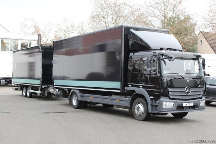 Samochód ciężarowy typu furgon Mercedes-Benz Atego  1530 Koffer DS Schlafkab Durchladen 99Tkm!