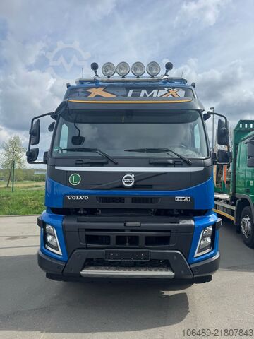 Samochód do przewozu drewna Volvo FH 540