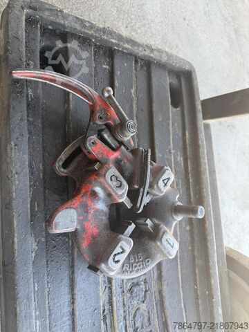 Stroj na řezání vnějších závitů ridgid 1224