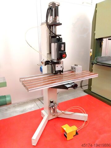 Boor- en inzetmachine voor scharnieren STEMA - 2BR INSERMATIC CB/JUNIOR 86