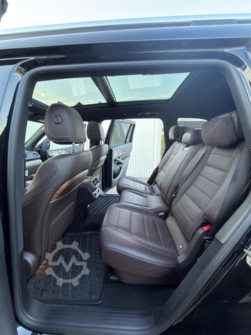 Mercedes-Benz GLS 350 d 4MATIC AMG Line Mercedes-Benz GLS 350 d 4MATIC