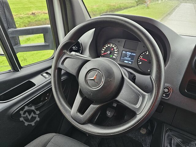Koffer MERCEDES-BENZ SPRINTER 314 Bakwagen Laadklep!