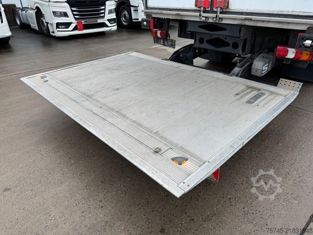 Kylskåpsbil MERCEDES-BENZ ATEGO 816 * THERMO-KING T 600 R * LBW 1,5 TON *