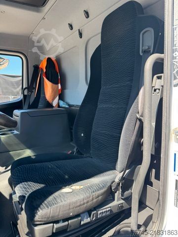 Kamion sa ravnom platformom i ceradom MERCEDES-BENZ ATEGO 818 *  * LBW * AUTOMATIK * 8.600 KG *
