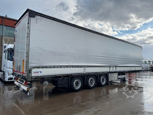 Semirimorchio con telone SCHMITZ CARGOBULL SCB*S3T *  STANDART * LIFTACHSE * HUBDACH *