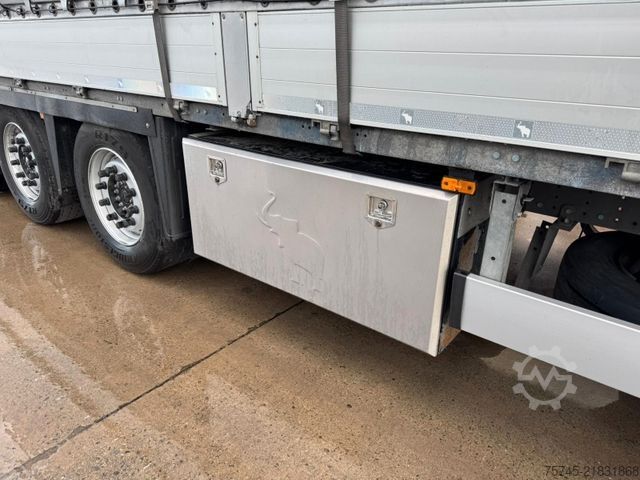 Semirimorchio con telone SCHMITZ CARGOBULL SCB*S3T *  STANDART * LIFTACHSE * HUBDACH *