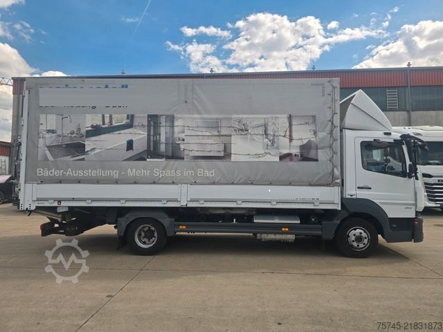 Kamion sa ravnom platformom i ceradom MERCEDES-BENZ ATEGO 818 * ACC * 1.HAND * BÄR LBW 1T*SPURASSIST