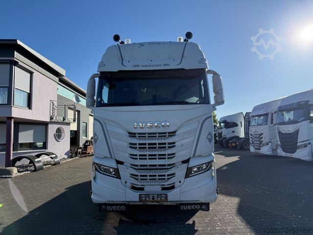 Standardní tahač IVECO STRALIS S-WAY 510 AS440S51T/FP Standklima Intard