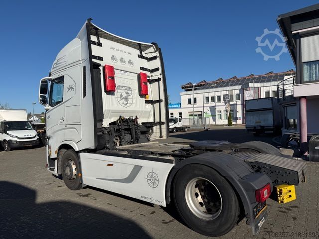 Standardní tahač IVECO STRALIS S-WAY 510 AS440S51T/FP Standklima Intard