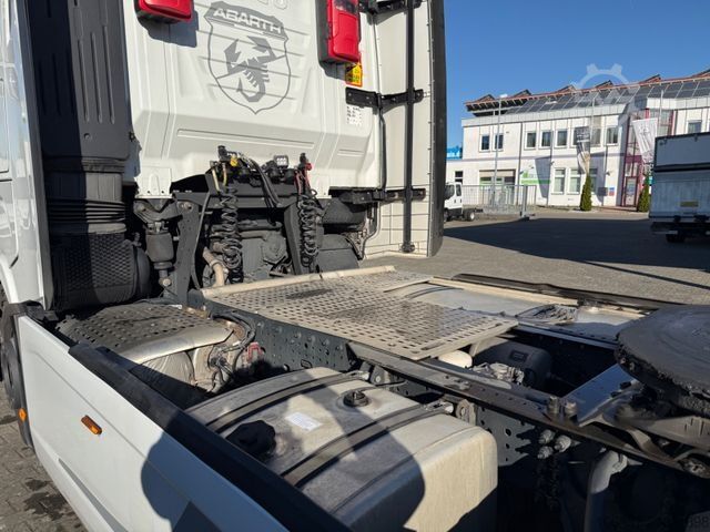 Standardní tahač IVECO STRALIS S-WAY 510 AS440S51T/FP Standklima Intard