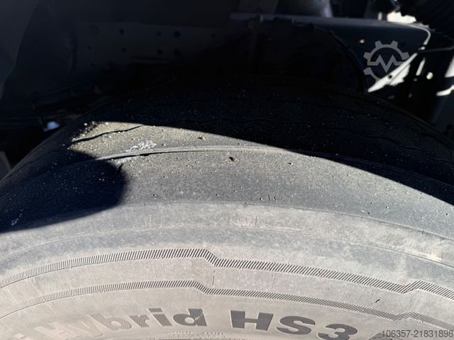 Standardní tahač IVECO STRALIS S-WAY 510 AS440S51T/FP Standklima Intard