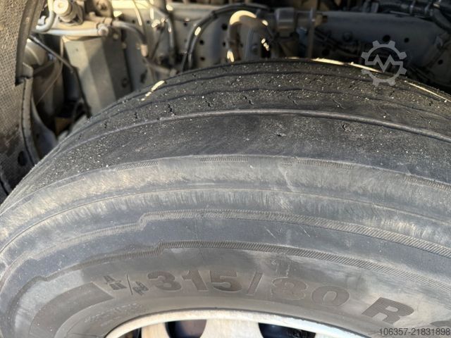 Standardní tahač IVECO STRALIS S-WAY 510 AS440S51T/FP Standklima Intard