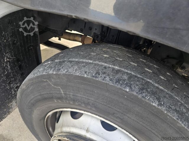 Tautliner kasa MAN TGM 18-290 BL - EEV - TAUTLINER + LIFT