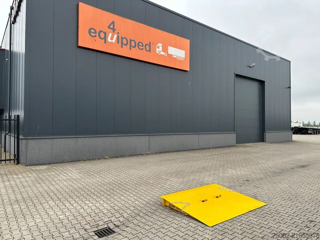 Contentor Onbekend ramp 2m wide / 7.500kg