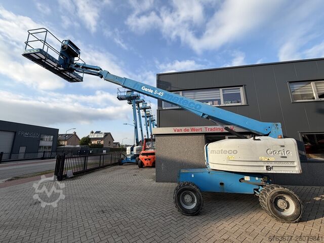  GENIE S-45 Telescoop hoogwerker / boomlift  4x4 DEUTZ DI