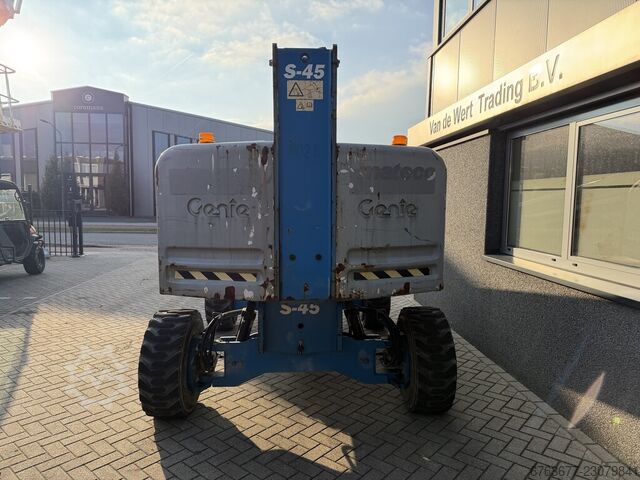  GENIE S-45 Telescoop hoogwerker / boomlift  4x4 DEUTZ DI