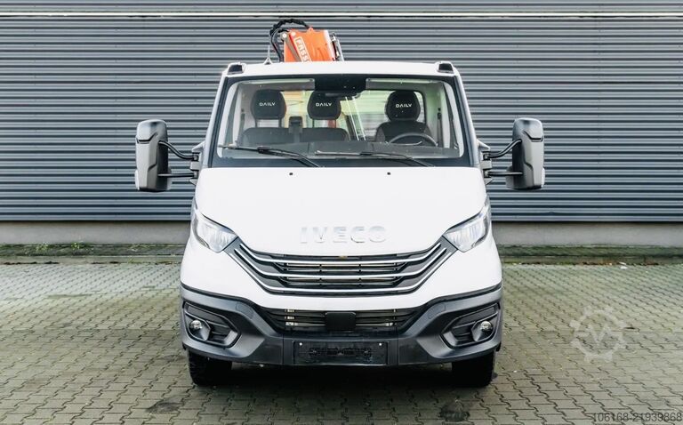 Volquete trilateral con grúa Iveco Daily 70C18 HA8 Kipper Kran