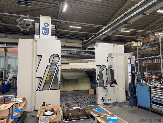 Vertikales Bearbeitungszentrum Jobs LinX Compact 1012