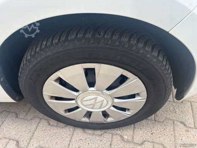 Furgon VW up!